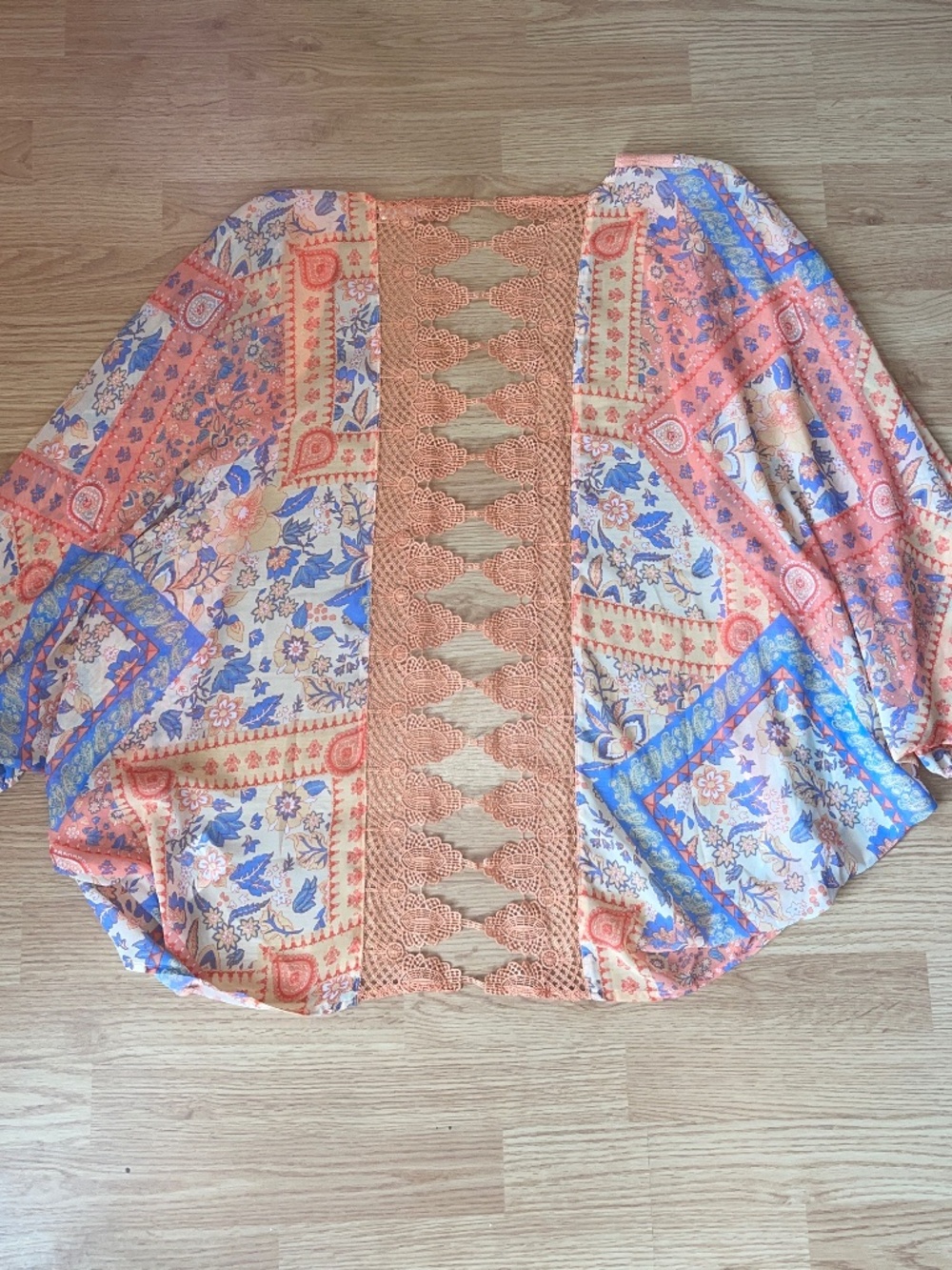 Miss Me Orange Paisley Crochet Western Boho Kimono Top Size Small - Picture 8 of 10